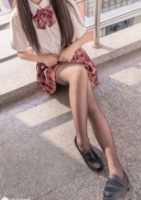我邻居的老2婆免费观看