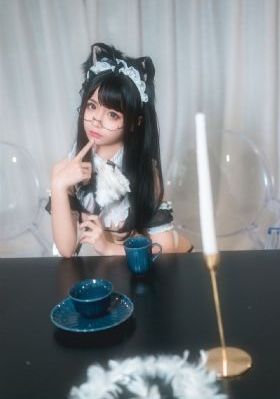 少妇荡乳情欲办公室麻豆av